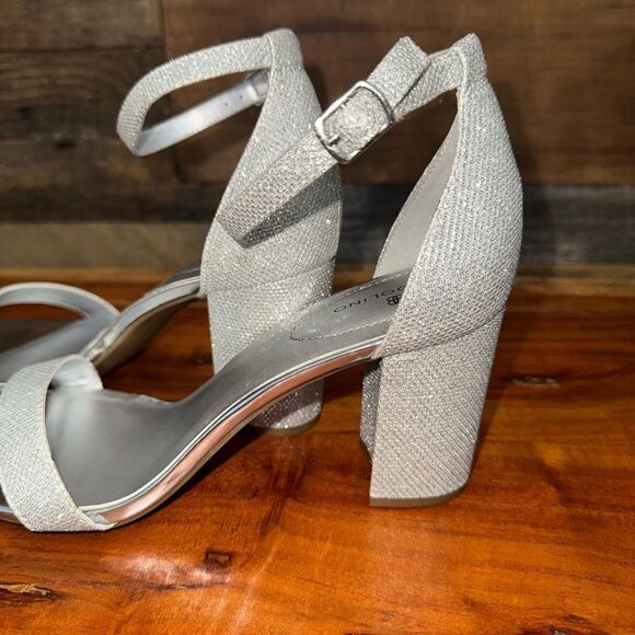 BANDOLINO Womens Silver Ankle Strap Comfort Glitter Padded Armory Round Toe sz10 - Picture 7 of 10